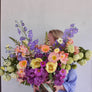 Low set vases arrangement