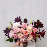 Low set vases arrangement